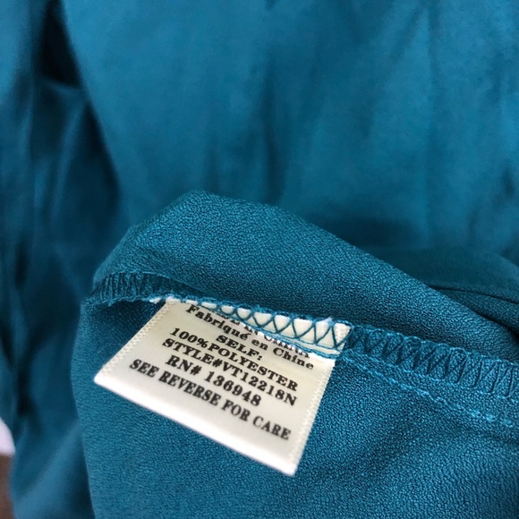 NWT Nasty Gal Plunging Lace Up Bell Sleeve Top - Picture 8 of 8